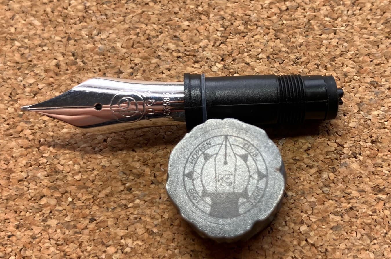 北ペン倶楽部25周年天冠